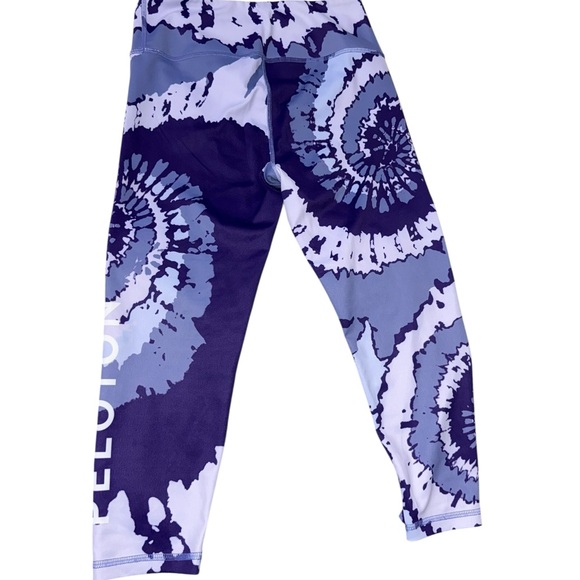 Kali Peloton Vibrant Purple and White Leggings Size Medium - Picture 8 of 8